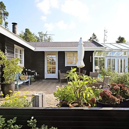 4 Star In Ferienhaus Græsted